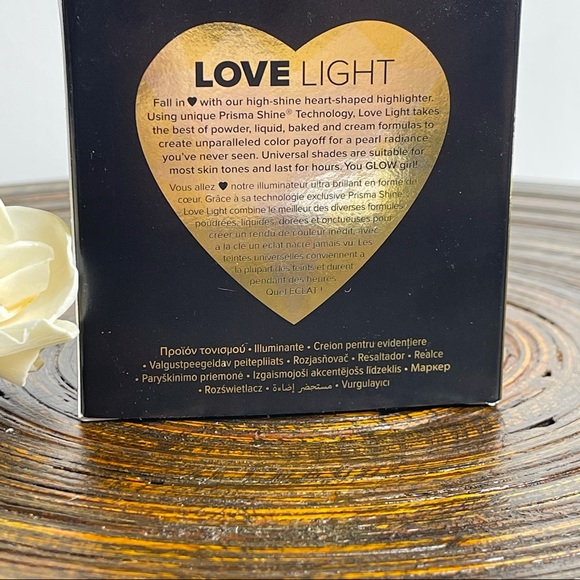 Too Faced Love Light Highlighter Makeup Gold Nwt - Picture 8 of 12